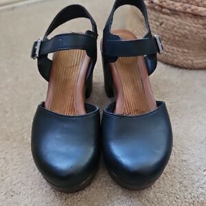Boc Black Leather Strappy Clogs